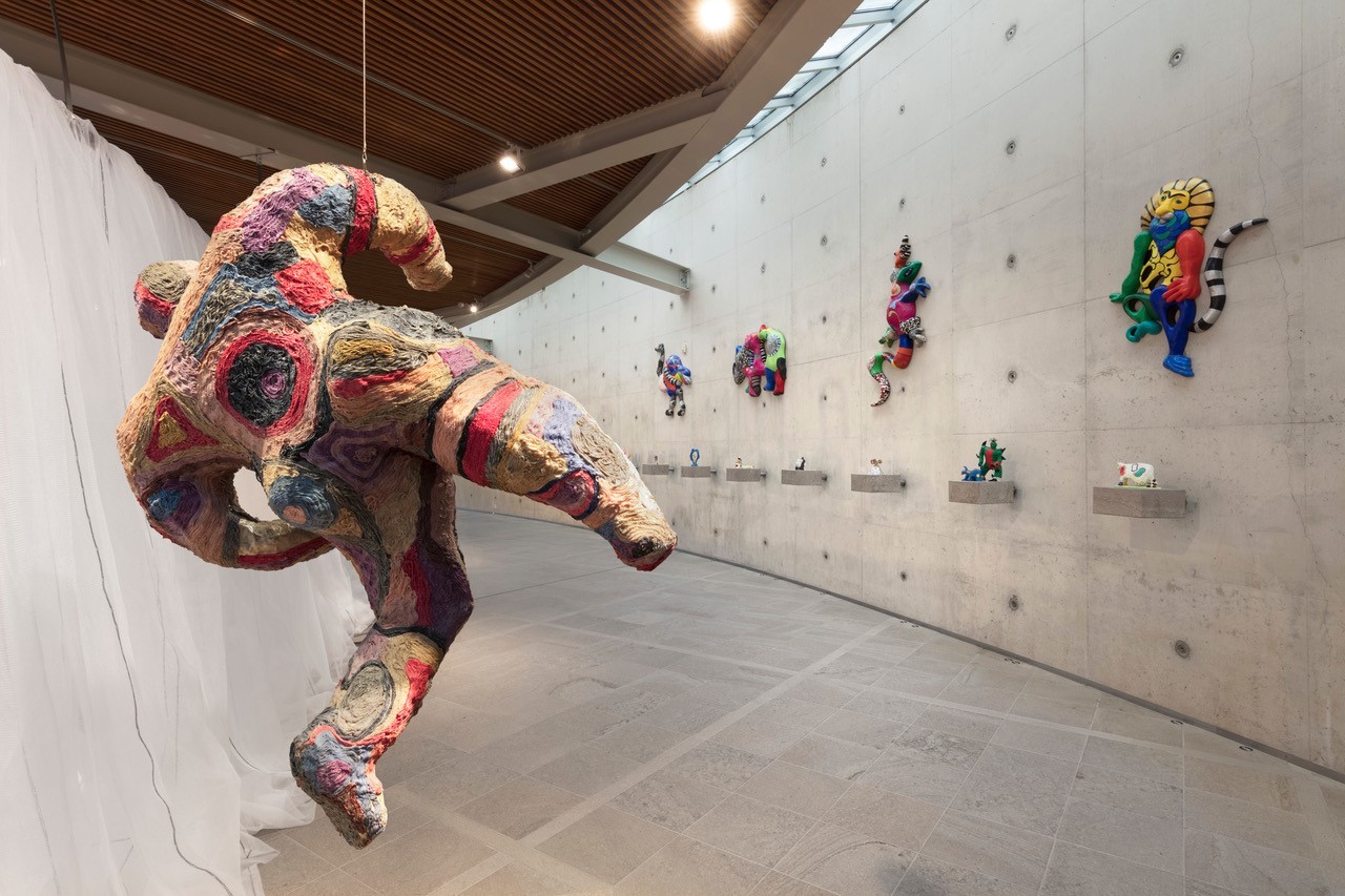 Foto Beelden aan Zee, expositie Niki de Saint Phalle