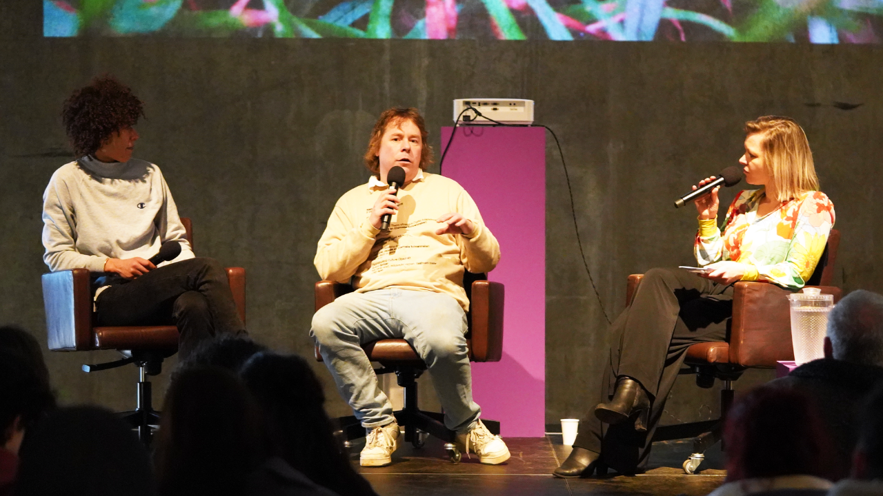 Daan den Houter tijdens Let's talk about money!'