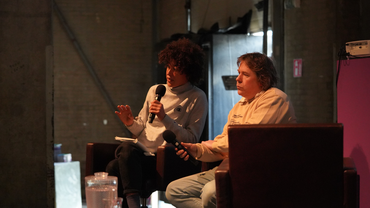 Kunstenaars Alexandra Phillips en Daan den Houter