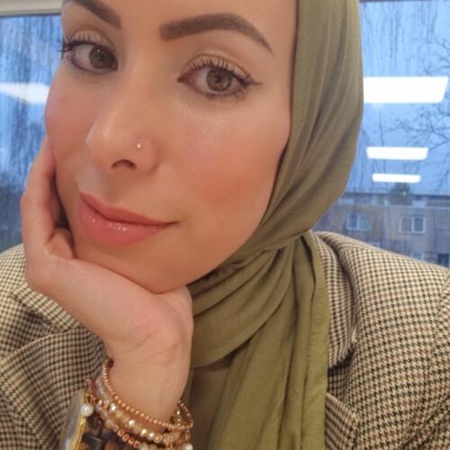 Portretfoto Halima el Ghamarti fotograaf Halima el Ghamarti