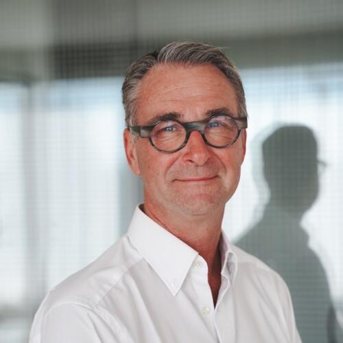 Portretfoto Jeroen Stek 666x670